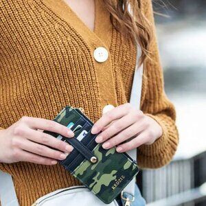 NWT Kedzie : Essentials Only Zippered Wallet in Camo